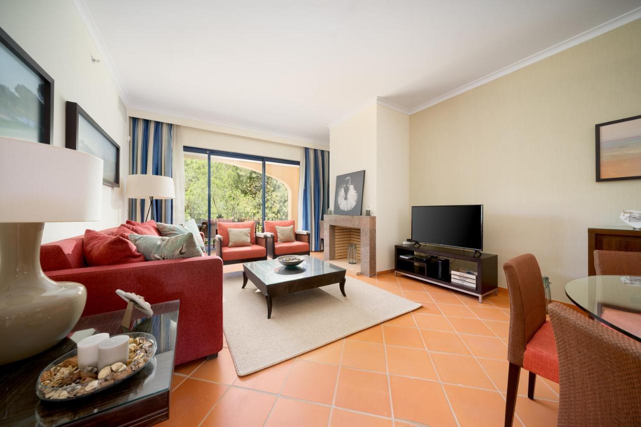 Al - Apartamentos Vila Sol F5 Bloco 3 奎特里拉 外观 照片